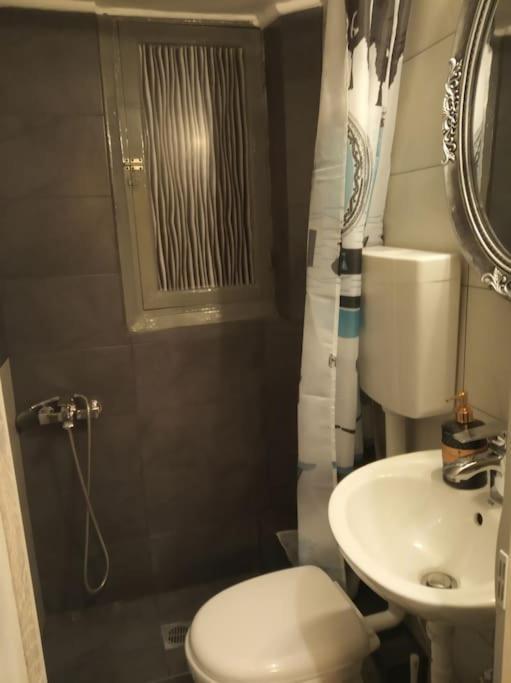 Up To 5 Guests - Cosy Apt In The Center! * Thessaloniki