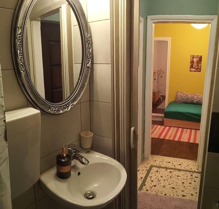 Up To 5 Guests - Cosy Apt In The Center! Apartment Thessaloniki